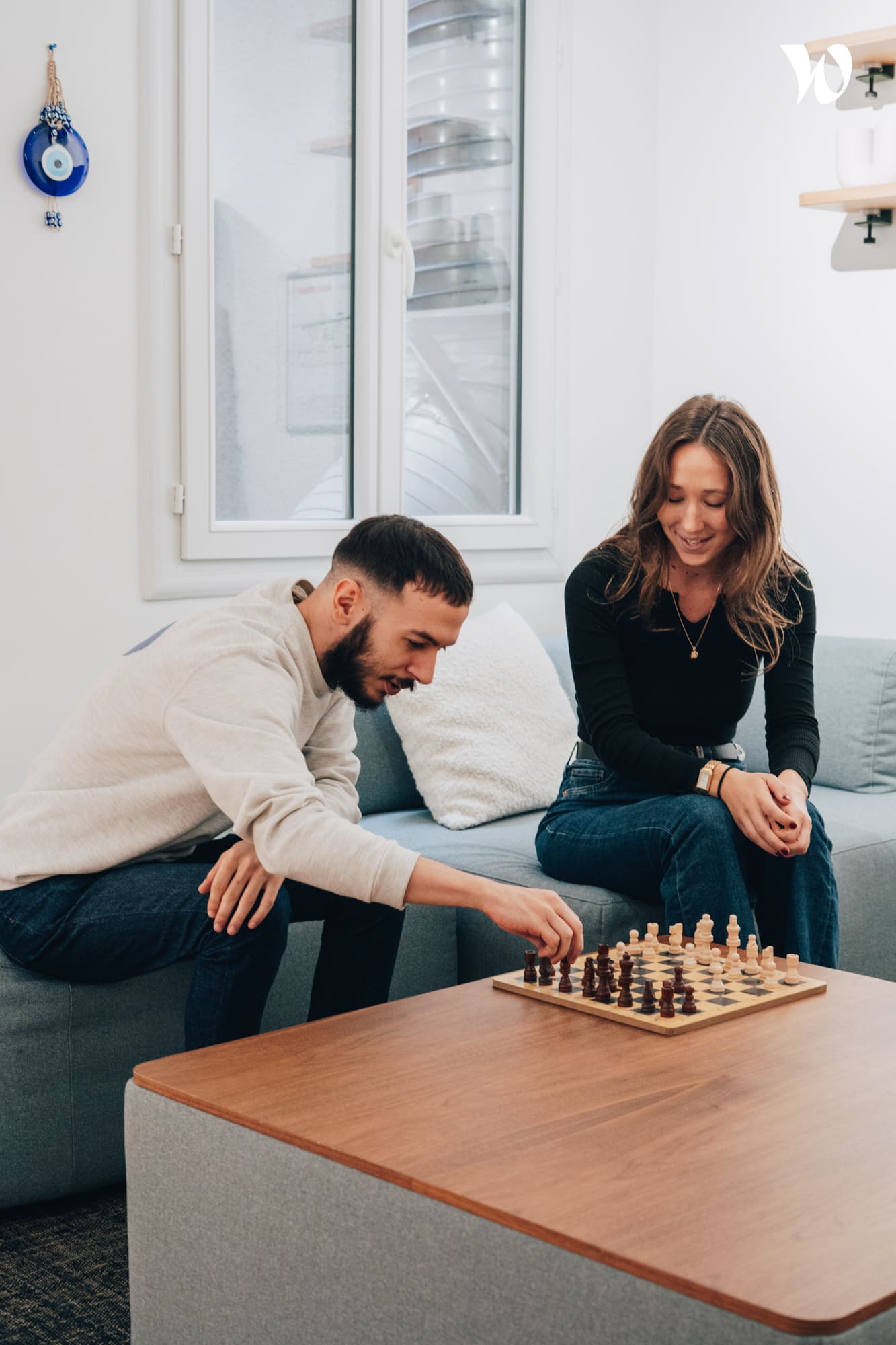 Picture of a work situation in the OOTI offices.